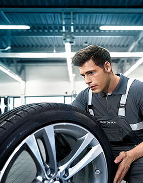 BMW Räderwechsel und Einlagerung Ihrer Räder | © BMW Service Winterräder, Sommerräder, Einlagerung, Räderwechsel | © BMW Service