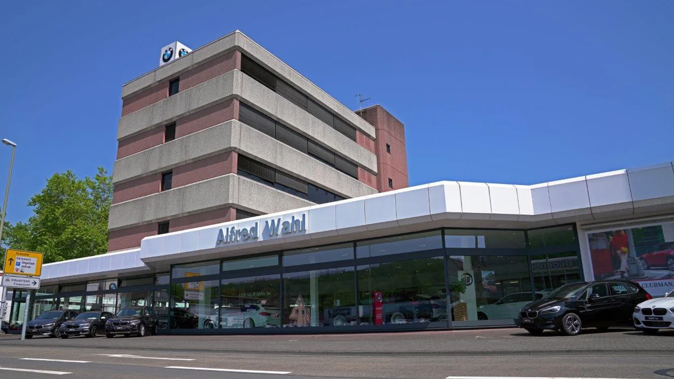 bmw; bmw autohaus; bmw wahl; bmw gebrauchtwagen; bmw händler; bmw händler in der nähe; bmw elektroauto; bmw leasing; bmw ersatzteile; bmw service; bmw wahl gebrauchtwagen; bmw angebote; bmw standort; autohändler bmw siegen; autohändler siegen; autohaus bmw siegen; autohaus wahl siegen; autohaus siegen; gebrauchtwagen bmw siegen; gebrauchtwagen siegen; jahreswagen bmw siegen; neuwagen bmw siegen; bmw autohändler siegen; bmw autohaus wahl siegen; bmw autohaus siegen; bmw gebrauchtwagen siegen; bmw händler siegen; bmw in siegen; bmw jahreswagen siegen; bmw neuwagen siegen; bmw nutzfahrzeuge siegen; bmw service siegen; bmw verkauf siegen; bmw vertragshändler siegen; bmw vorführwagen siegen; bmw wahl gebrauchtwagen siegen; bmw wahl siegen; bmw wahl-group siegen; bmw werkstatt siegen; bmw siegen; wahl autohaus siegen; wahl bmw autohaus siegen; wahl bmw siegen; wahl siegen; wahl siegen bmw | © BMW Wahl-Group