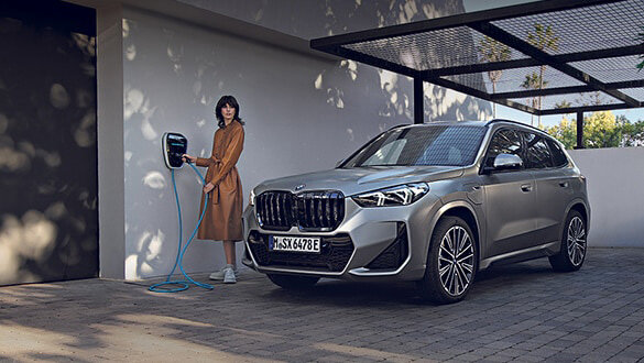 BMW X1 Elektroauto Ladezeiten – Plug-in-Hybrid effizient laden | Wahl-Group BMW Elektroautos Ladezeiten – Infos zu Ladezeiten und Lademöglichkeiten