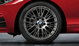 BMW Winterkompletträder: Radialspeiche 388 Ferric Grey für 1er BMW (F20 / F21). | © BMW Wahl felgen;winterreifen;felge;kompletträder;komplettrad;komplettraeder; winterkomplettraeder;felgen kaufen;winterkomplettrad;winterreifen kaufen; autoreifen kaufen;bmw felgen;bmw felge;komplettraeder winter; komplettrad winter;winterraeder;winterreifen komplettraeder; winterraeder;komplettraeder kaufen;bmw winterkomplettraeder;bmw nabendeckel; bmw radnabendeckel;bmw winterkomplettrad;winterkomplettraeder bmw; winterkomplettrad bmw;bmw winterreifen;bmw komplettraeder; BMW Winterkomplettraeder kaufen - jetzt bei BMW Wahl | © BMW Wahl