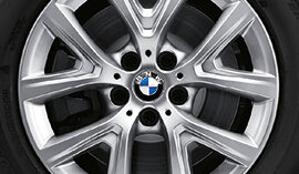 BMW Winterkompletträder: Y-Speiche 574 Reflex Silver für den 2er BMW (F45-F46). | © BMW Wahl felgen;winterreifen;felge;kompletträder;komplettrad;komplettraeder; winterkomplettraeder;felgen kaufen;winterkomplettrad;winterreifen kaufen; autoreifen kaufen;bmw felgen;bmw felge;komplettraeder winter; komplettrad winter;winterraeder;winterreifen komplettraeder; winterraeder;komplettraeder kaufen;bmw winterkomplettraeder;bmw nabendeckel; bmw radnabendeckel;bmw winterkomplettrad;winterkomplettraeder bmw; winterkomplettrad bmw;bmw winterreifen;bmw komplettraeder; BMW Winterkomplettraeder kaufen - jetzt bei BMW Wahl | © BMW Wahl