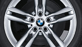 BMW Winterkompletträder: M Doppelspeiche 483 M Decor Silver für den 2er BMW (F45-F46). | © BMW Wahl felgen;winterreifen;felge;kompletträder;komplettrad;komplettraeder; winterkomplettraeder;felgen kaufen;winterkomplettrad;winterreifen kaufen; autoreifen kaufen;bmw felgen;bmw felge;komplettraeder winter; komplettrad winter;winterraeder;winterreifen komplettraeder; winterraeder;komplettraeder kaufen;bmw winterkomplettraeder;bmw nabendeckel; bmw radnabendeckel;bmw winterkomplettrad;winterkomplettraeder bmw; winterkomplettrad bmw;bmw winterreifen;bmw komplettraeder; BMW Winterkomplettraeder kaufen - jetzt bei BMW Wahl | © BMW Wahl