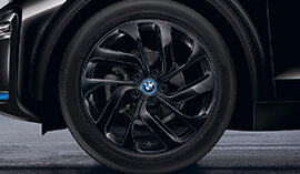BMW Winterkompletträder: Turbinen-Styling 428 Jet Black Uni für den BMW i3 (I01). | © BMW Wahl felgen;winterreifen;felge;kompletträder;komplettrad;komplettraeder; winterkomplettraeder;felgen kaufen;winterkomplettrad;winterreifen kaufen; autoreifen kaufen;bmw felgen;bmw felge;komplettraeder winter; komplettrad winter;winterraeder;winterreifen komplettraeder; winterraeder;komplettraeder kaufen;bmw winterkomplettraeder;bmw nabendeckel; bmw radnabendeckel;bmw winterkomplettrad;winterkomplettraeder bmw; winterkomplettrad bmw;bmw winterreifen;bmw komplettraeder; BMW Winterkomplettraeder kaufen - jetzt bei BMW Wahl | © BMW Wahl