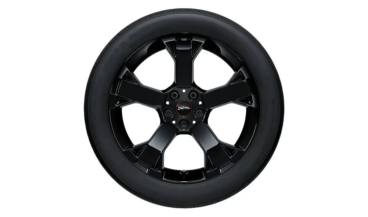 Original MINI Winterkomplettrad JCW Runway Spoke 948 Jet Black Uni in 19 Zoll mit Pirelli P-Zero Winter Bereifung für MINI Modelle U25 (Countryman C, Countryman D, Countryman E, Countryman S ALL4, Countryman SE ALL4, JCW Countryman ALL4), Teilenummer 5B5D017, angeboten von der MINI Wahl-Group.