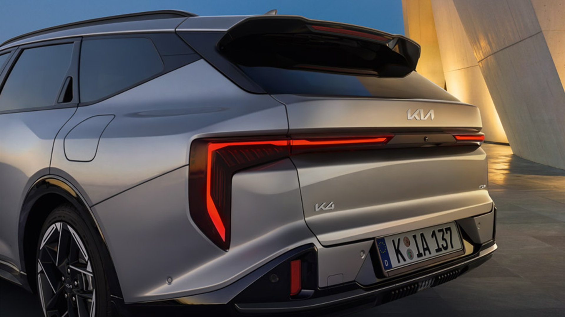 Kia K4 Sportswagon Heckansicht | Wahl-Group