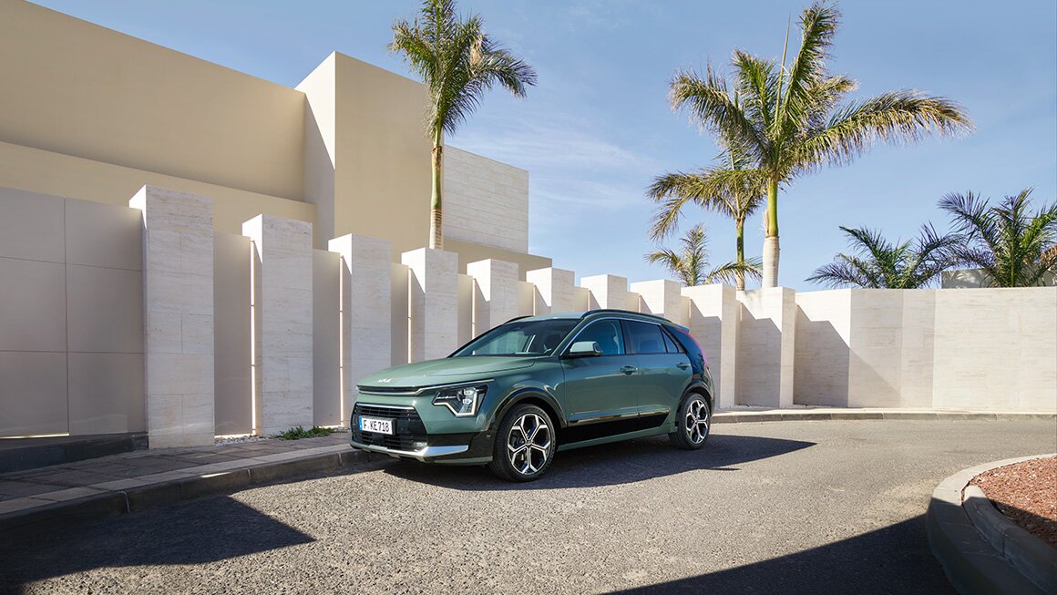 Kia Niro Exterieur – Futuristisches Design trifft auf innovative Technik Exterieur des Kia Niro mit dynamischen Linien und modernen Designelementen