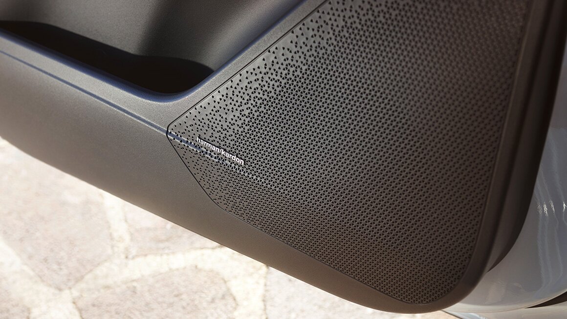 Kia Niro mit Premium Sound System – Harman Kardon für erstklassigen Klang Harman Kardon Premium Sound System im Kia Niro für kristallklaren, kraftvollen Klang