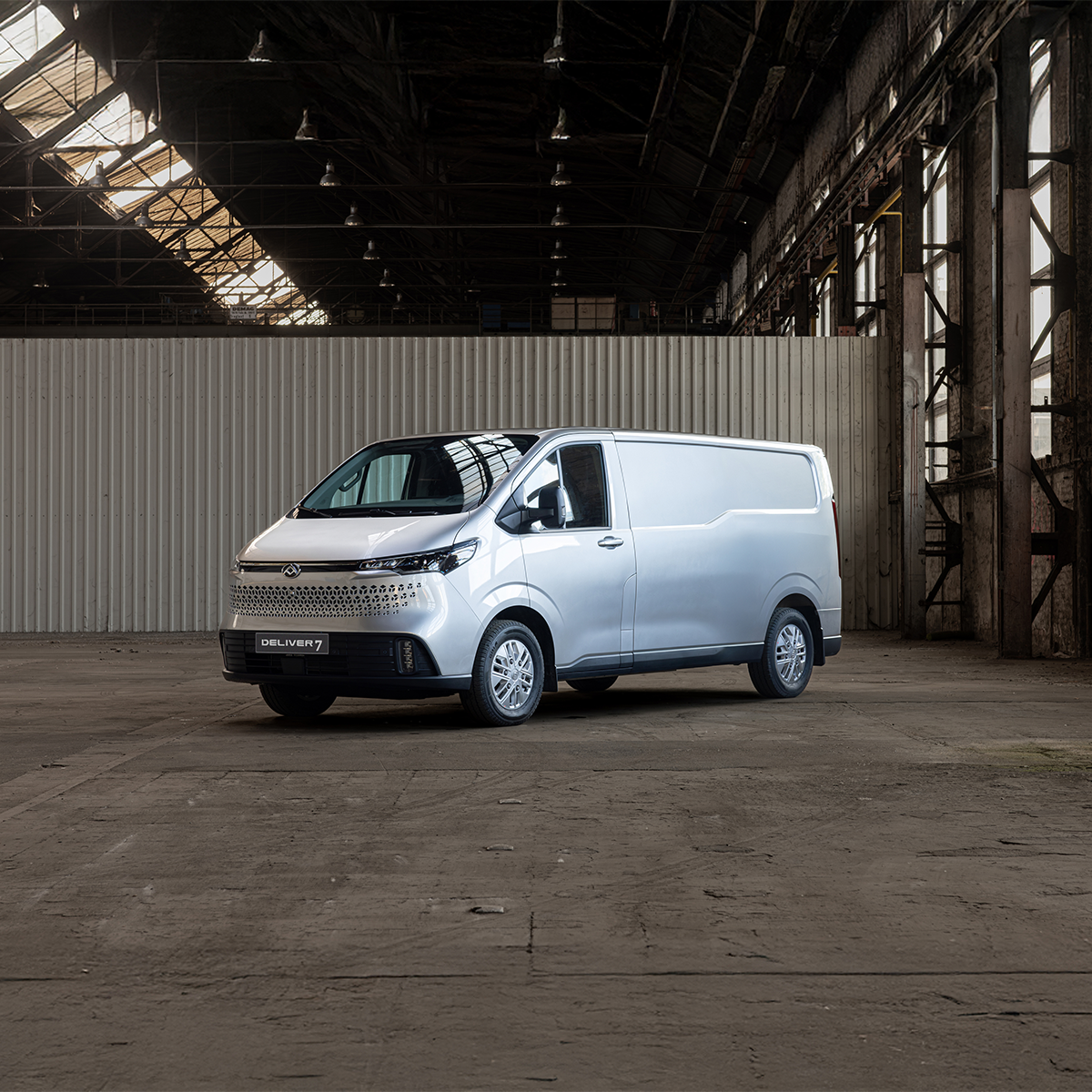 Maxus Deliver 7 bei der Wahl-Group – Der vielseitige Transporter für Gewerbe und E-Mobilität Maxus Deliver 7 Transporter der Wahl-Group – moderner, geräumiger Elektrotransporter für professionelle Einsätze