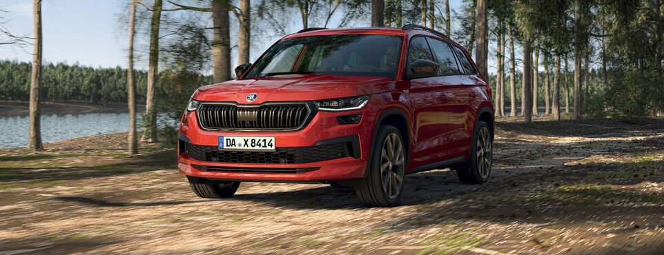 ŠKODA KODIAQ Sportline - das Äußere vereint auf stilvolle Art sportliche Elemente mit der charakteristischen Ausstattung eines SUV. | © Škoda Wahl skoda kodiaq;skoda kodiaq bärenstark;skoda kodiaq rs;skoda kodiaq 2021;skoda kodiaq sportline, skoda wahl;skoda marburg;skoda wahl marburg;skoda in der nähe;skoda haendler;skoda werkstatt | © Škoda Wahl
