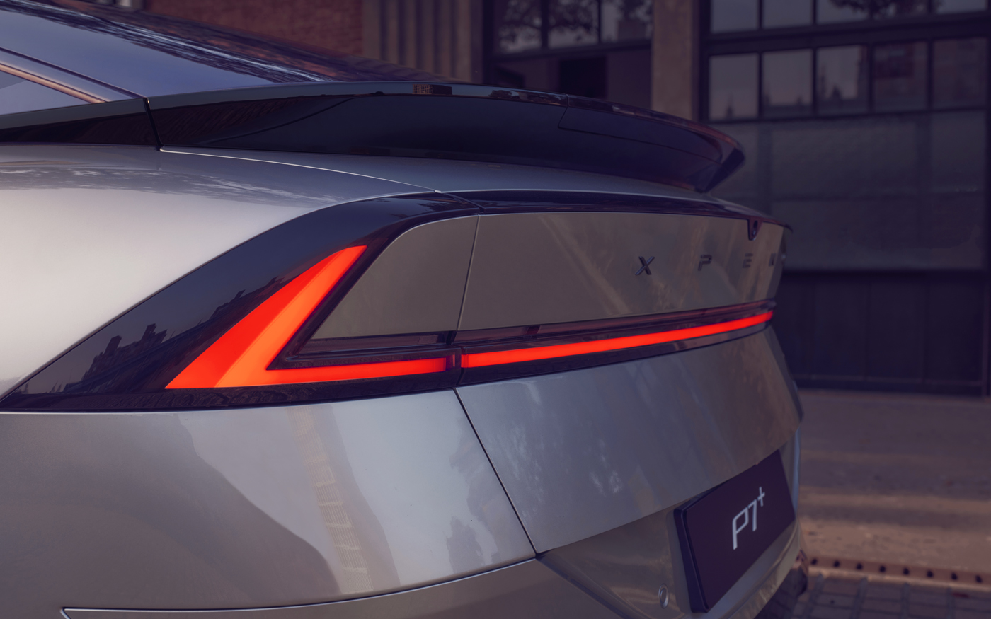 XPENG P7+ Doppelschichtiger Heckspoiler